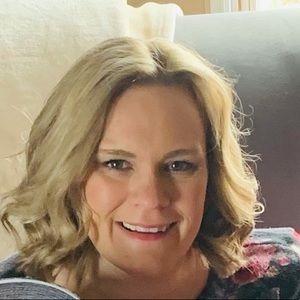 Meet your Posher, Hanicha